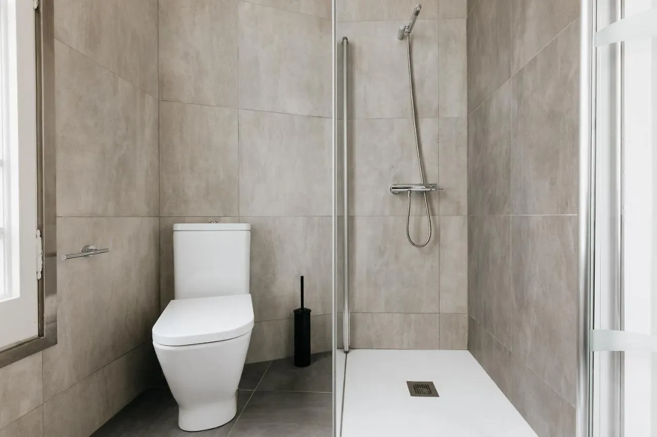 Llanos - Two Bedroom Apartment In Heart Of The City Barcelona 0*,  España
