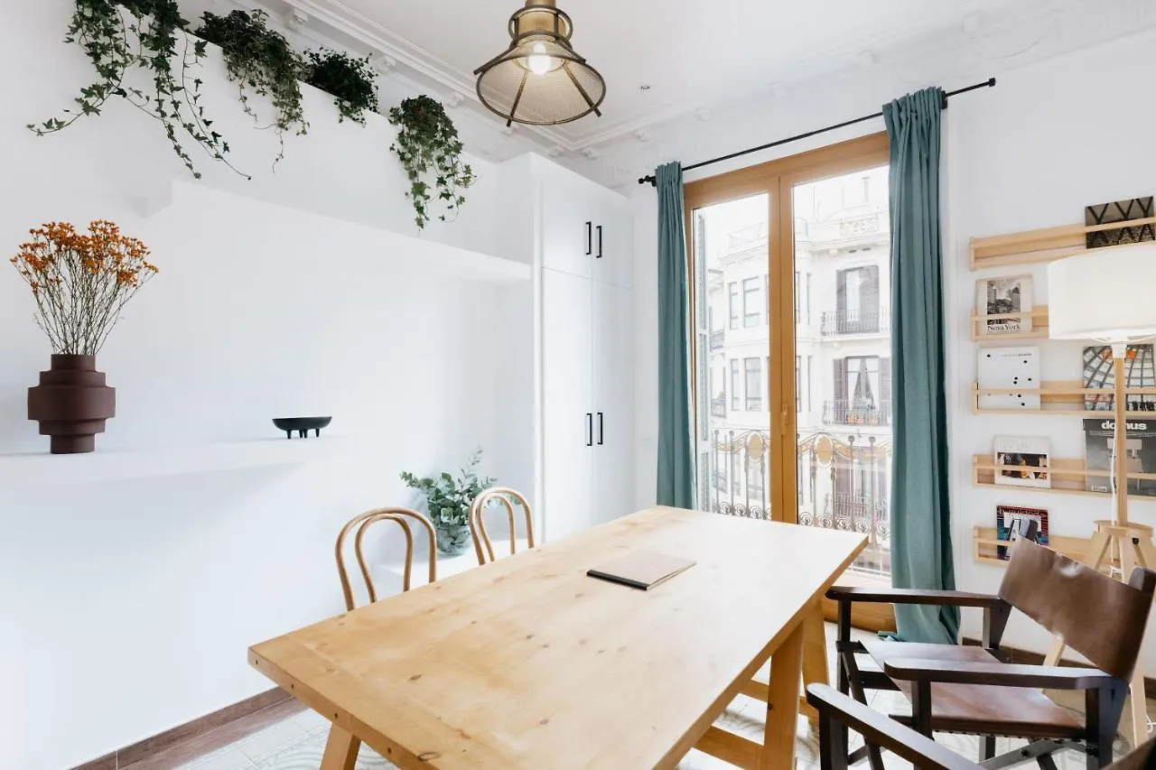 Llanos - Two Bedroom Apartment In Heart Of The City Barcelona