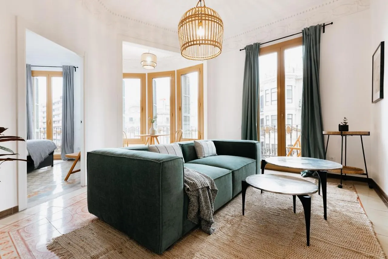 Llanos - Two Bedroom Apartment In Heart Of The City Barcelona