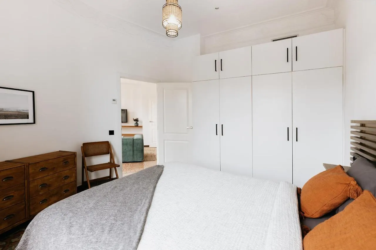 Llanos - Two Bedroom Apartment In Heart Of The City Barcelona